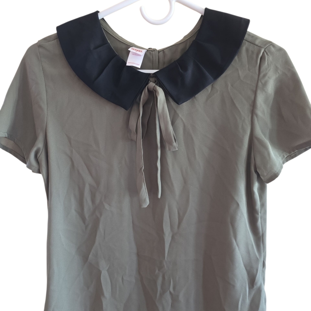 BONGO Olive Blouse with Black Collar